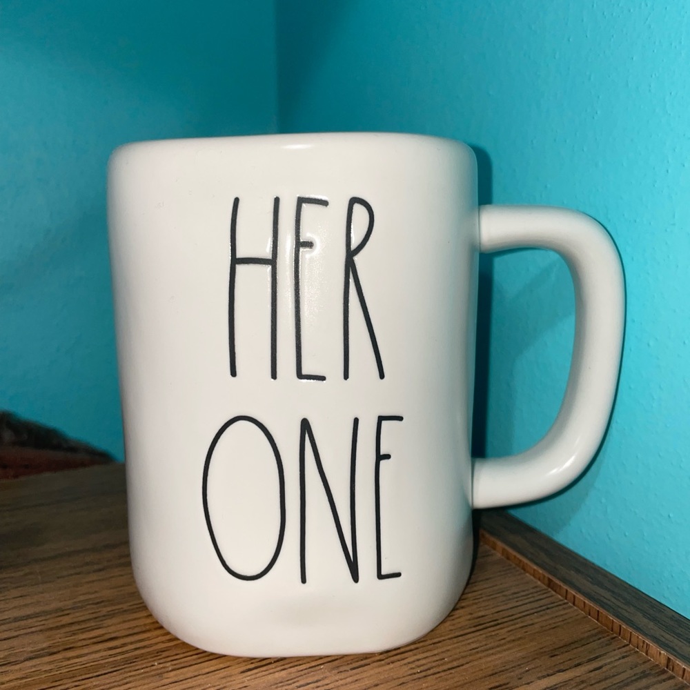 NWT Her One Rae Dunn Magenta Collection Mug